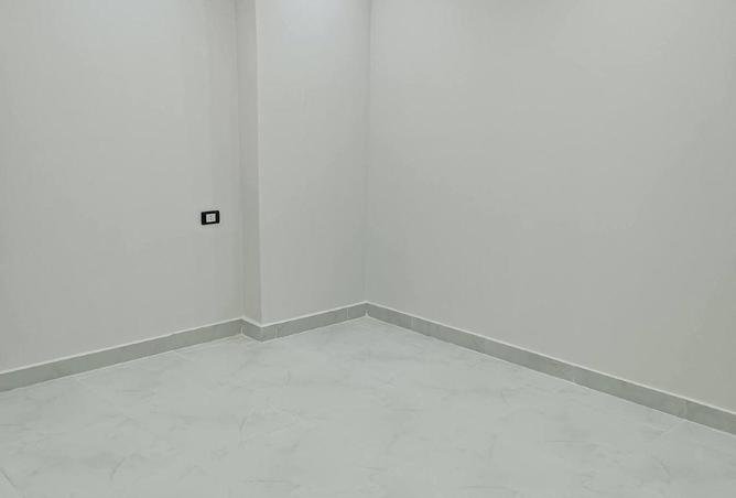 8693668 - صورة العقار 3