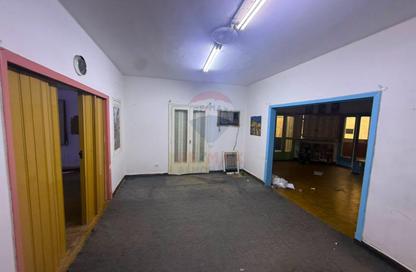 Apartment - 4 - 2 for sale in Nabil Al Wakkad St. - Dokki - Giza