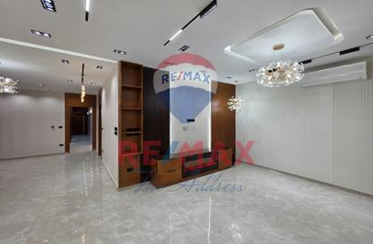 Apartment - 3 Bedrooms - 4 Bathrooms for rent in Lake View Residence - 5th Settlement Compounds - The 5th Settlement - New Cairo City - Cairo