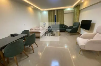 Apartment - 2 Bedrooms - 1 Bathroom for rent in El Rehab Extension - Al Rehab - New Cairo City - Cairo