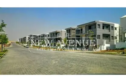 Apartment - 2 Bedrooms - 2 Bathrooms for sale in Taj City - 5th Settlement Compounds - The 5th Settlement - New Cairo City - Cairo