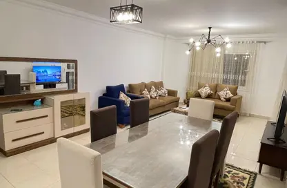 شقة - 3 غرف نوم - 2 حمامات للبيع في B10 - مدينتي - القاهرة