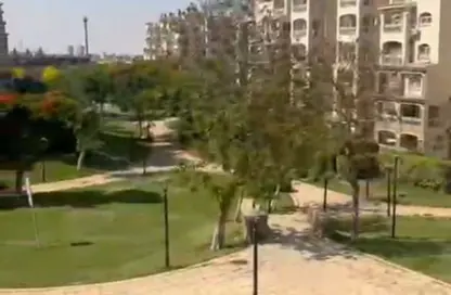Apartment - 3 Bedrooms - 3 Bathrooms for rent in Privado - Madinaty - Cairo