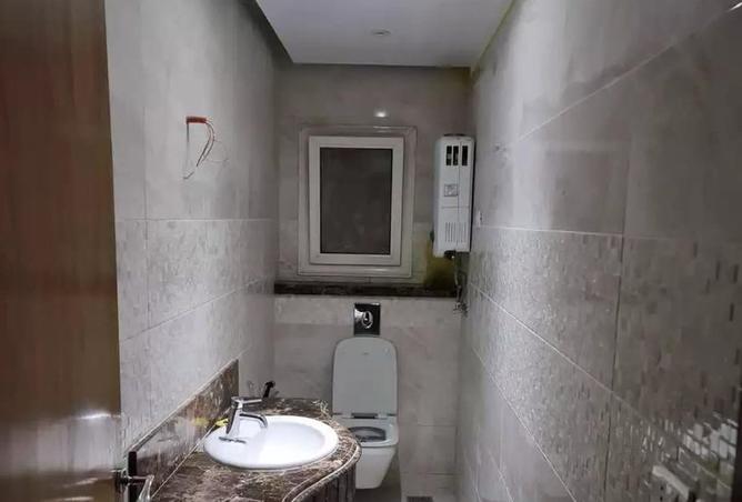 98549395 - Property Image 3