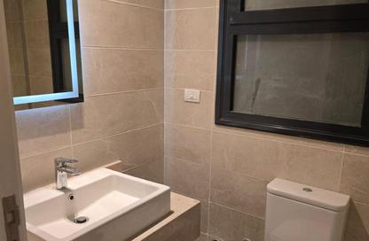 Apartment - 3 Bedrooms - 3 Bathrooms for sale in Village West - Sheikh Zayed Compounds - Sheikh Zayed City - Giza