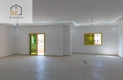 Apartment - 3 - 2 for sale in 3rd Area - Shorouk City - Cairo