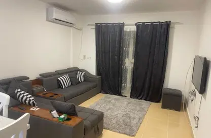 شقة - 3 غرف نوم - 2 حمامات للايجار في مدينتي - القاهرة