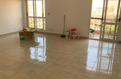 Apartment - 3 Bedrooms - 3 Bathrooms for sale in Al Rehab - New Cairo City - Cairo
