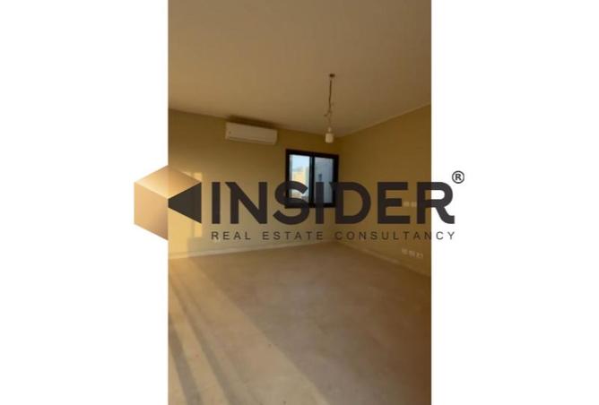 8472033 - Property Image 3