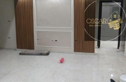 محل تجاري - استوديو - 2 حمامات للايجار في ميدان سفير - الماظة - مصر الجديدة - القاهرة