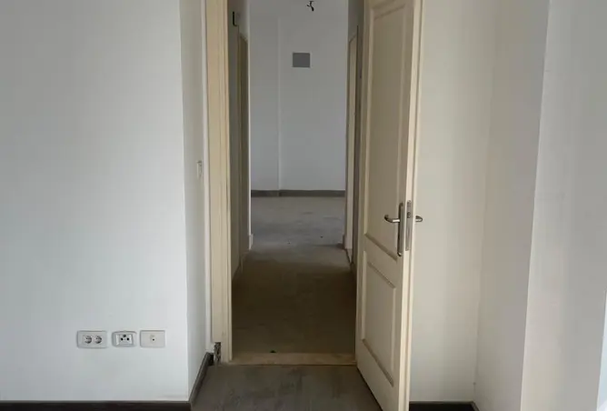 110190010 - Property Image 3
