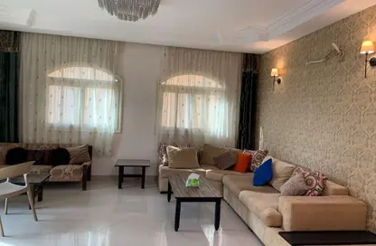 شقة - 3 غرف نوم - 3 حمامات للايجار في شارع علي السباعي - الياسمين 5 - الياسمين - مدينة القاهرة الجديدة - القاهرة