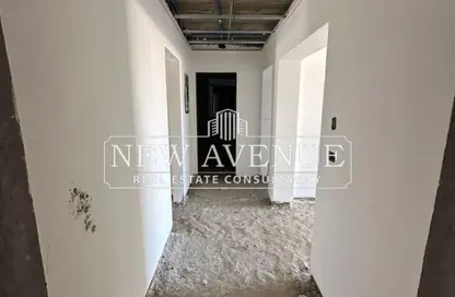 Office Space - 1 Bedroom - 1 Bathroom for sale in Zayed Regency - Sheikh Zayed Compounds - Sheikh Zayed City - Giza