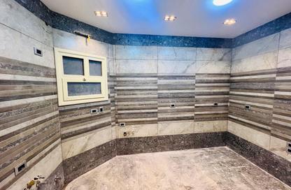 Apartment - 3 - 2 for sale in South Teseen St. - The 5th Settlement - New Cairo City - Cairo