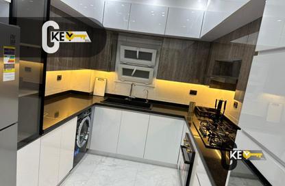 Apartment - 4 Bedrooms - 3 Bathrooms for rent in Abbas Al Akkad St. - 1st Zone - Nasr City - Cairo