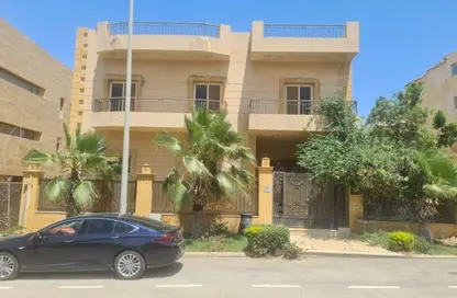 فيلا - 6 غرف نوم - 6 حمامات للبيع في عمارات النرجس - النرجس - مدينة القاهرة الجديدة - القاهرة