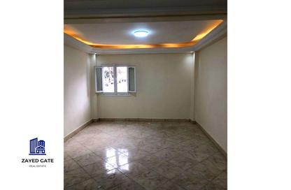Apartment - 2 Bedrooms - 1 Bathroom for sale in Street 50 - 1st District - Sheikh Zayed City - Giza