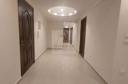 Apartment - 3 Bedrooms - 2 Bathrooms for sale in El Mearag City - Zahraa El Maadi - Hay El Maadi - Cairo