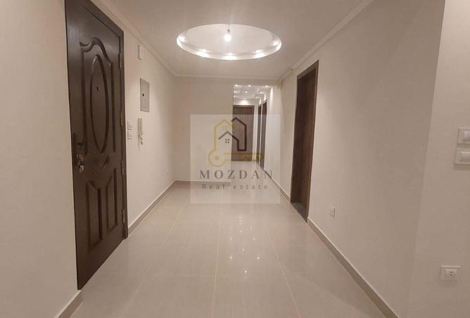 100922149 - Property Image 3