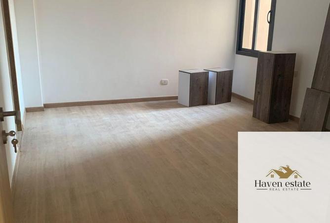 8648132 - Property Image 3