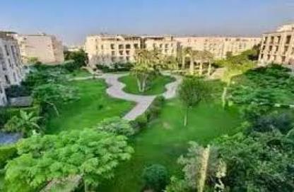 Apartment - 3 Bedrooms - 2 Bathrooms for sale in Hadayek Al Mohandessin - 4th District - Sheikh Zayed City - Giza