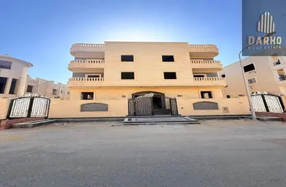 شقة - 3 غرف نوم - 3 حمامات للبيع في شارع النباتات - غرب سوميد - مدينة 6 أكتوبر - الجيزة