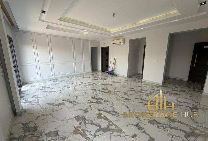 98546066 - Property Image 2