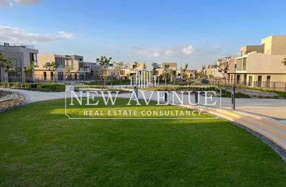 Villa - 4 Bedrooms - 4 Bathrooms for sale in Sodic East - 6th District - New Heliopolis - Cairo
