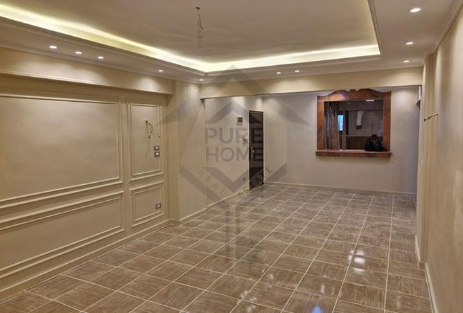 100925709 - Property Main Image