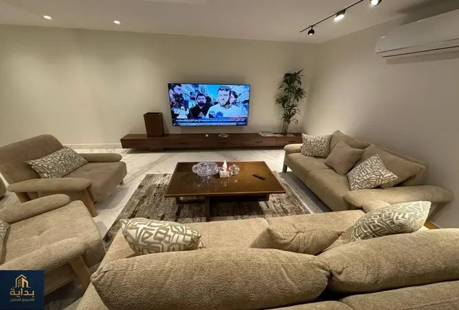 87378617 - Property Image 2