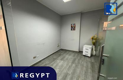 مساحات مكتبية - استوديو - 2 حمامات للايجار في شارع 295 - المعادي الجديدة - حي المعادي - القاهرة