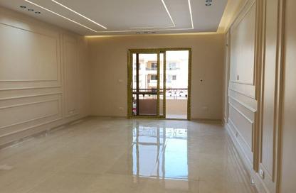 Apartment - 3 Bedrooms - 3 Bathrooms for sale in Al Khamayel city - Sheikh Zayed Compounds - Sheikh Zayed City - Giza