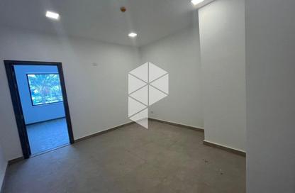 Office Space - Studio - 2 Bathrooms for rent in Lake View Residence - 5th Settlement Compounds - The 5th Settlement - New Cairo City - Cairo