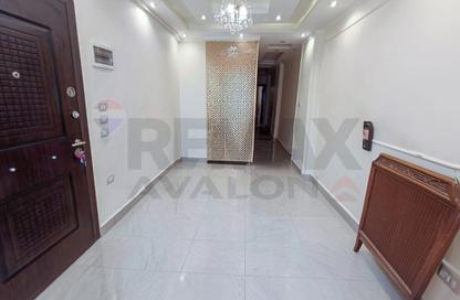 Apartment - 3 Bedrooms - 3 Bathrooms for sale in Smouha - Hay Sharq - Alexandria
