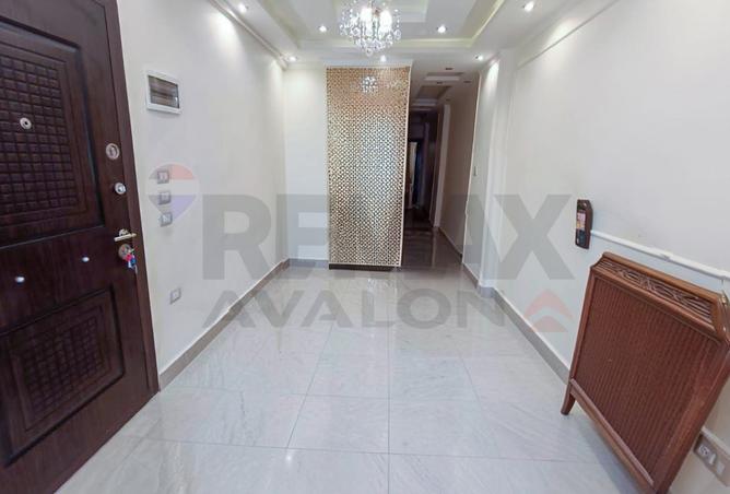 101203954 - Property Image 2