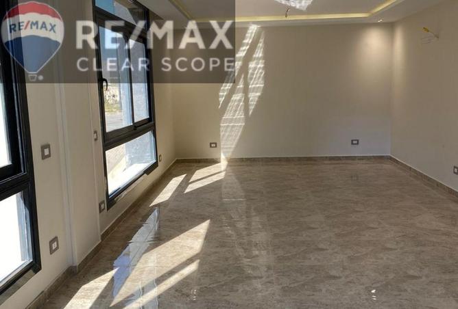 57489990 - Property Image 3