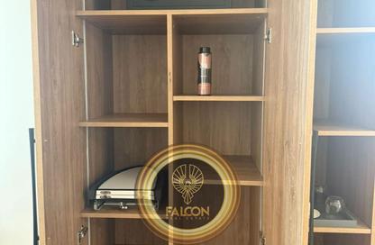 Apartment - 2 Bedrooms - 2 Bathrooms for sale in Cornish El Nile St. - Maadi - Hay El Maadi - Cairo