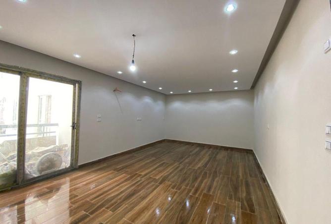 81318229 - Property Main Image