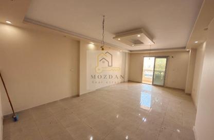 Office Space - Studio - 2 Bathrooms for rent in Grand Plaza Tower - Zahraa El Maadi - Hay El Maadi - Cairo