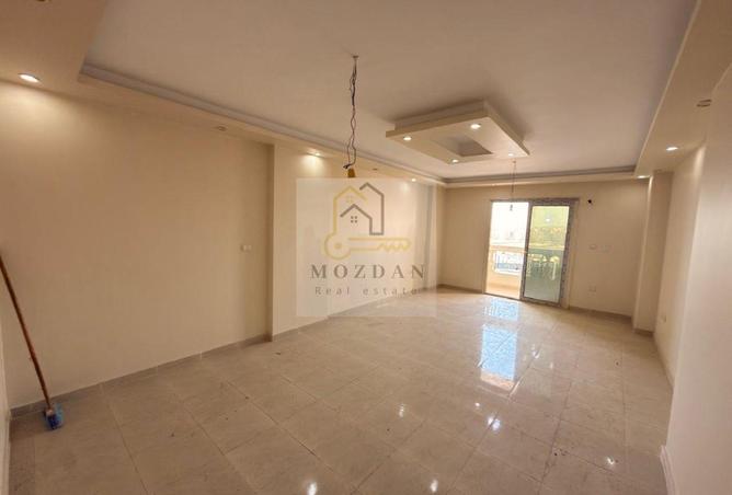 76787845 - Property Image 3