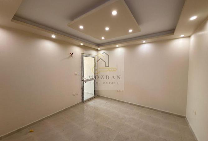 76787845 - Property Image 2