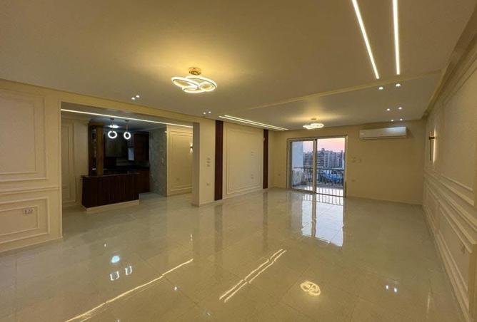 69304504 - Property Main Image