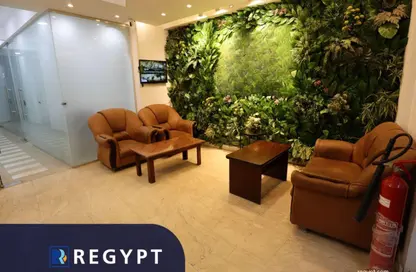 Office Space - 4 Bedrooms - 3 Bathrooms for rent in Degla Square - Degla - Hay El Maadi - Cairo