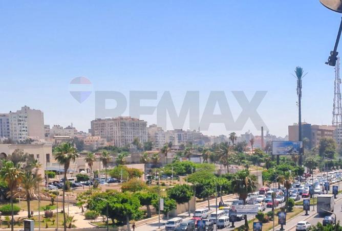 81823196 - الصورة الرئيسية للعقار