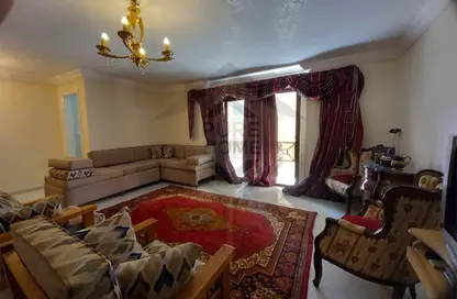 Apartment - 2 Bedrooms - 2 Bathrooms for rent in Smouha Square - Smouha - Hay Sharq - Alexandria