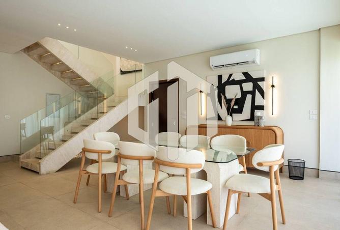 8576730 - Property Image 3