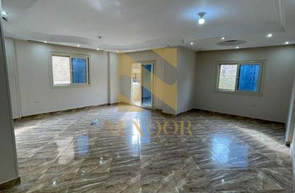 Apartment - 3 Bedrooms - 2 Bathrooms for rent in Street 31 - 11th District - Sheikh Zayed City - Giza