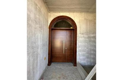 Townhouse - 4 Bedrooms - 4 Bathrooms for sale in Village West - Sheikh Zayed Compounds - Sheikh Zayed City - Giza