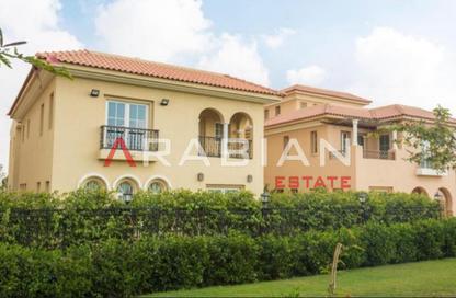 Townhouse - 2 Bedrooms - 3 Bathrooms for sale in Cluster 6 - Hyde Park - New Cairo City - Cairo
