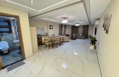 شقة - 3 - 3 للإيجار في شارع عدن - المهندسين - الجيزة